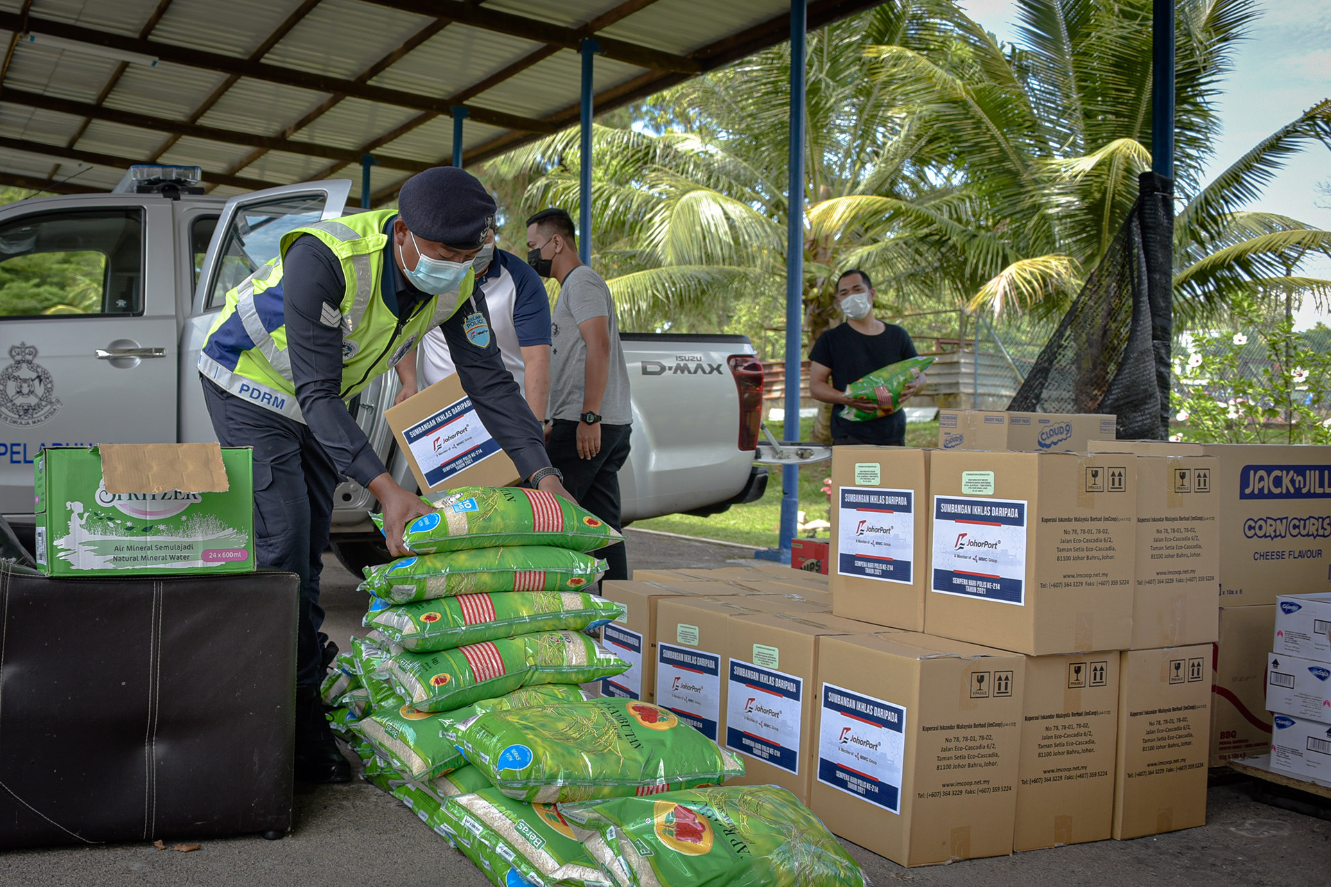 Johor Port contribution to police-02