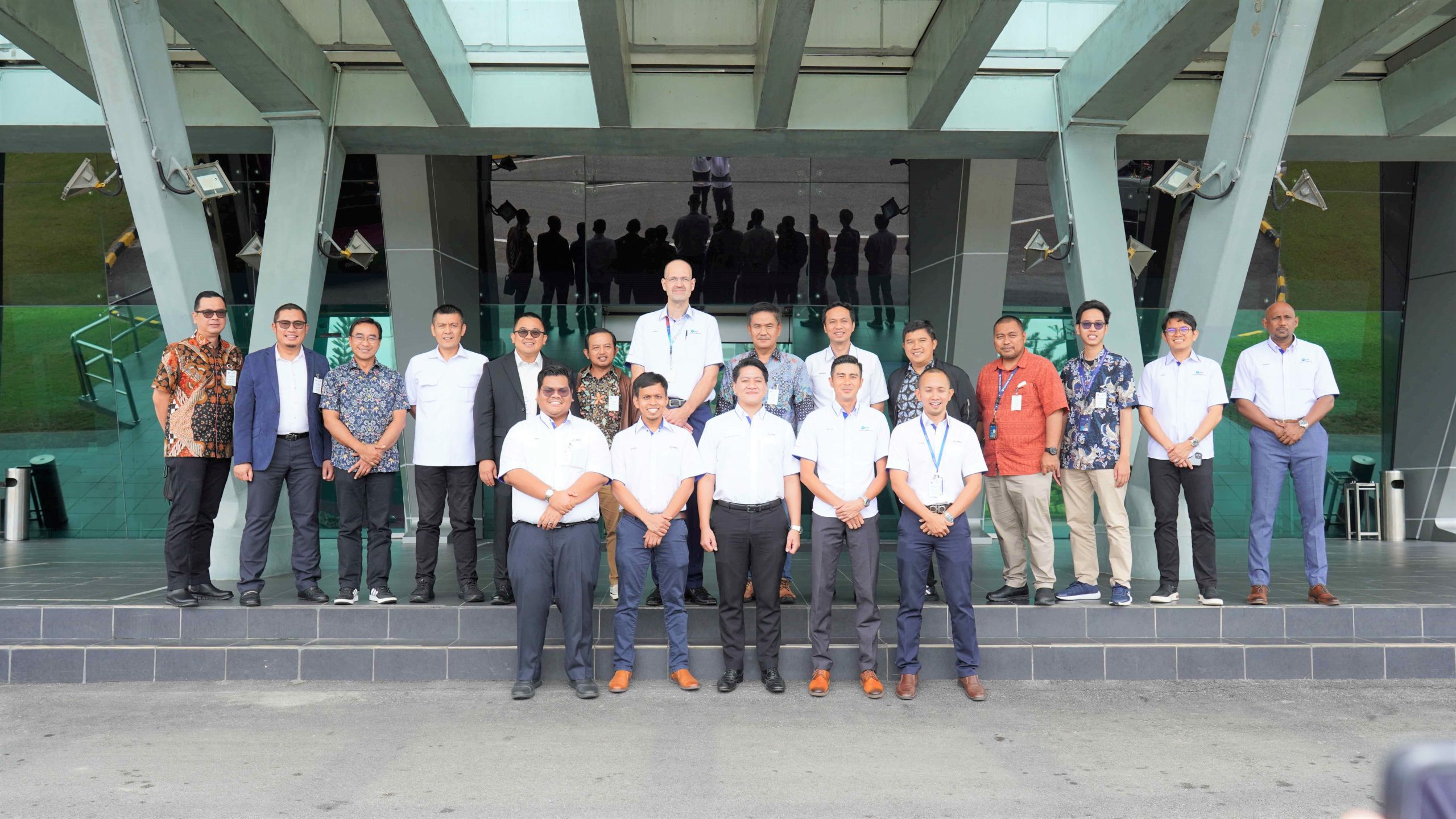 Read more about the article PTP WELCOMES PERSERO BATAM’S FAMILIARISATION VISIT