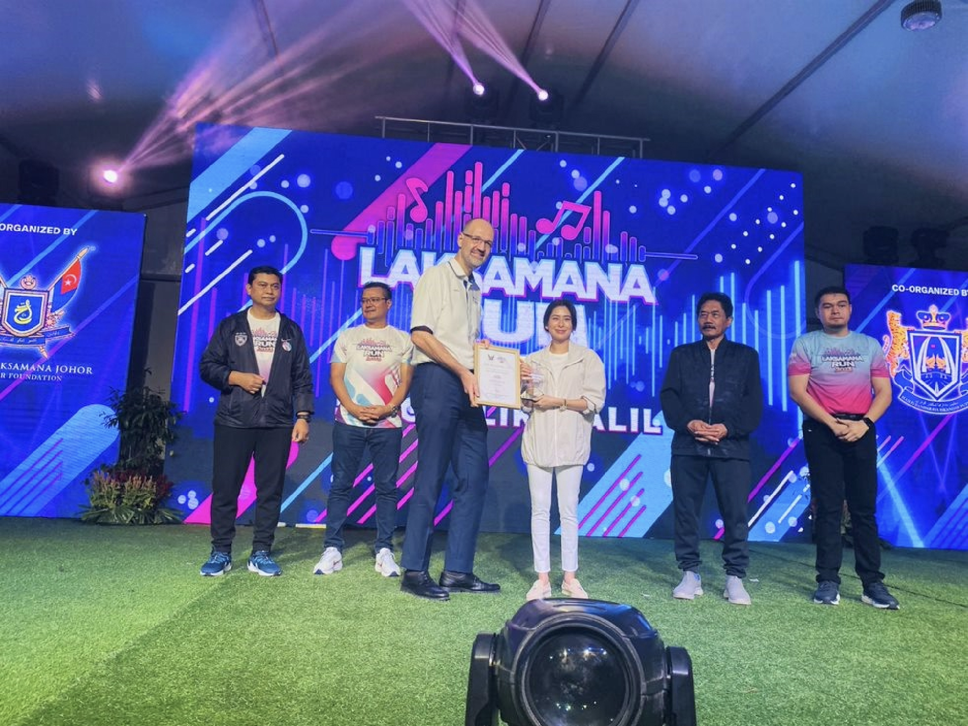 Read more about the article PTP, JOHOR PORT, MALAKOFF AND SENAI AIRPORT CITY PARTICIPATE IN LAKSAMANA CHARITY RUN 2023