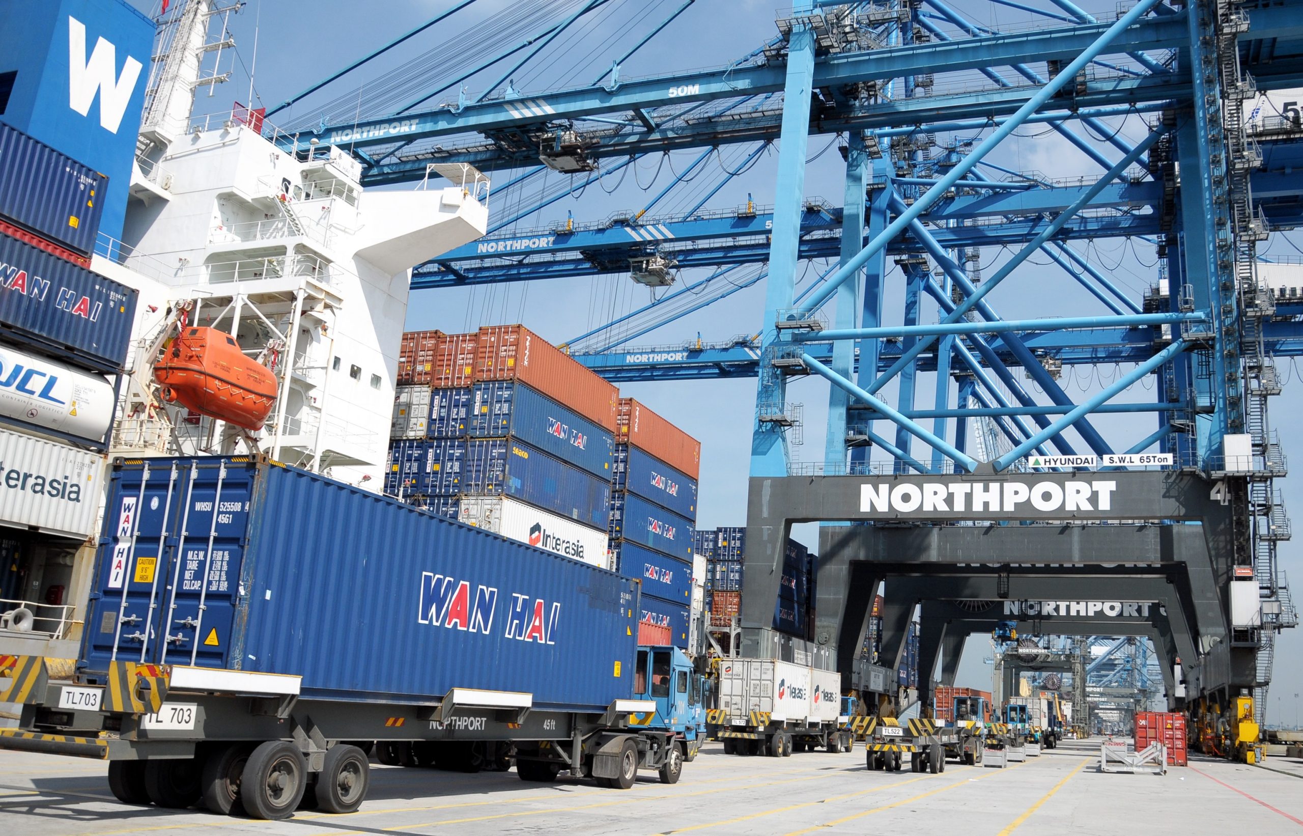 Read more about the article NORTHPORT SETS NEW RECORD IN CONTAINER HANDLING