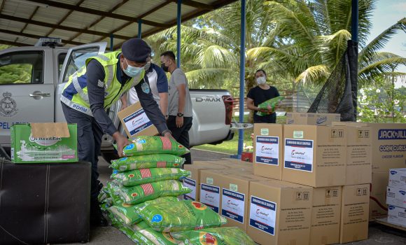 Johor Port contribution to police-02