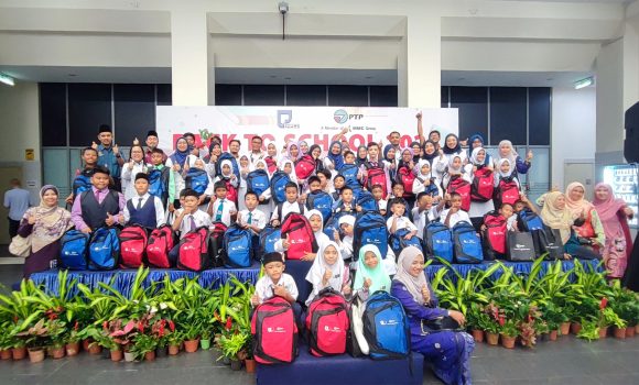 TMR _ PTP, JPA give school supplies to needy children